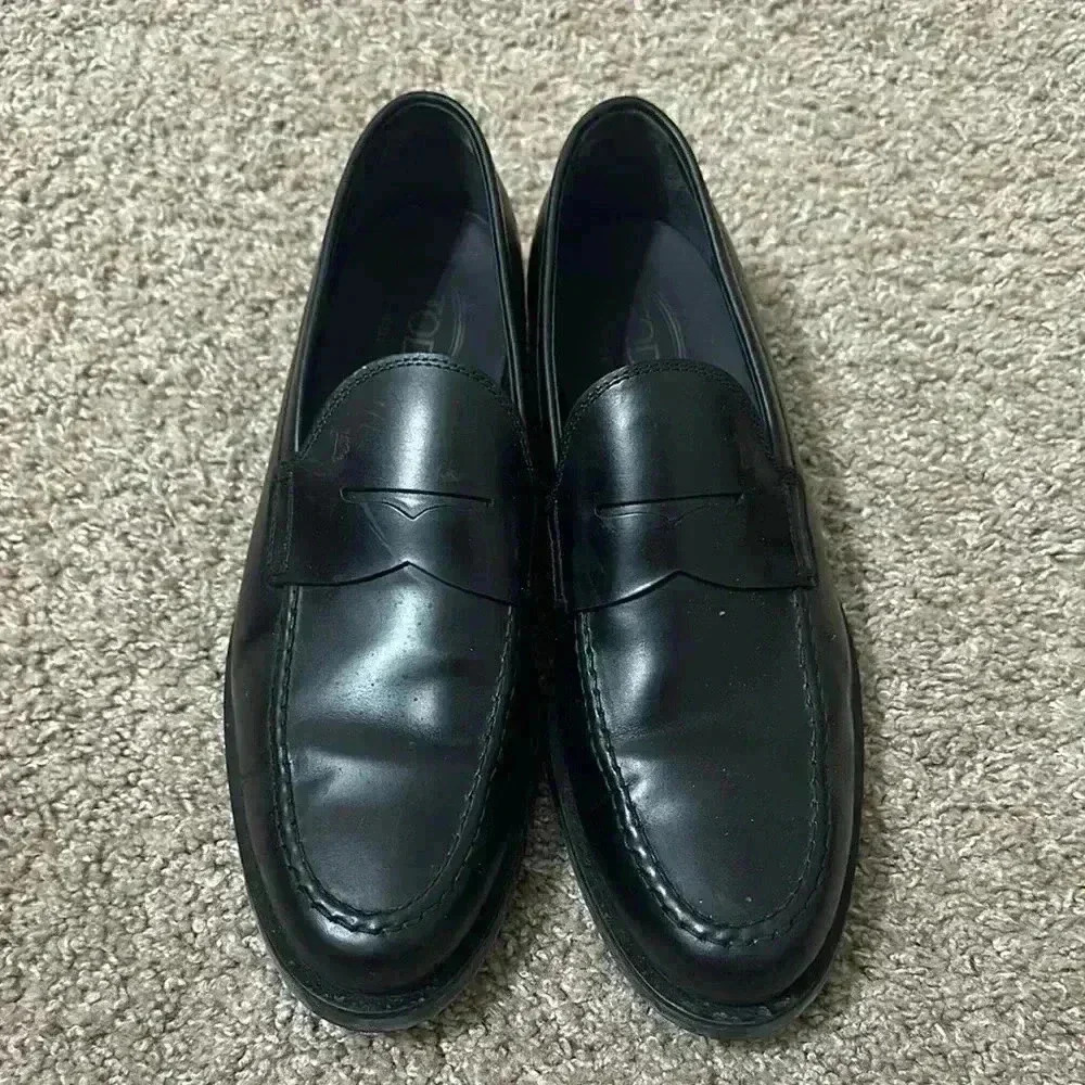 Tod’s - Picture 1 of 9